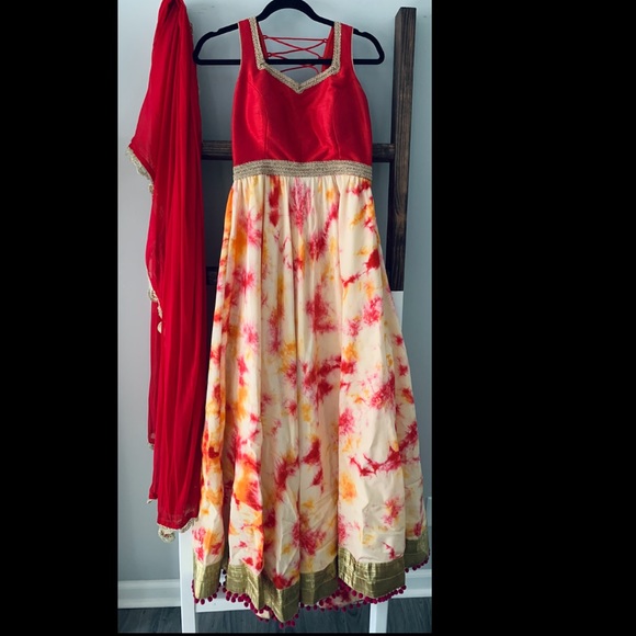Designer Red Tie-Dye Indian-Paki Anarkali Gown - Picture 2 of 5